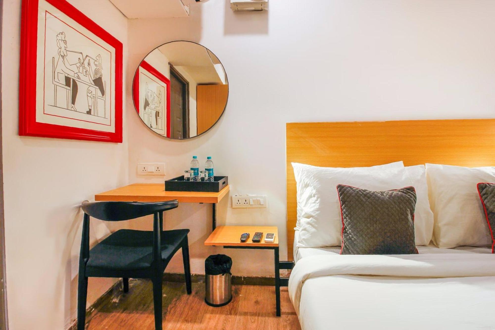 Hotel Super Townhouse Rcc Sunrise Hajdarábád Exteriér fotografie